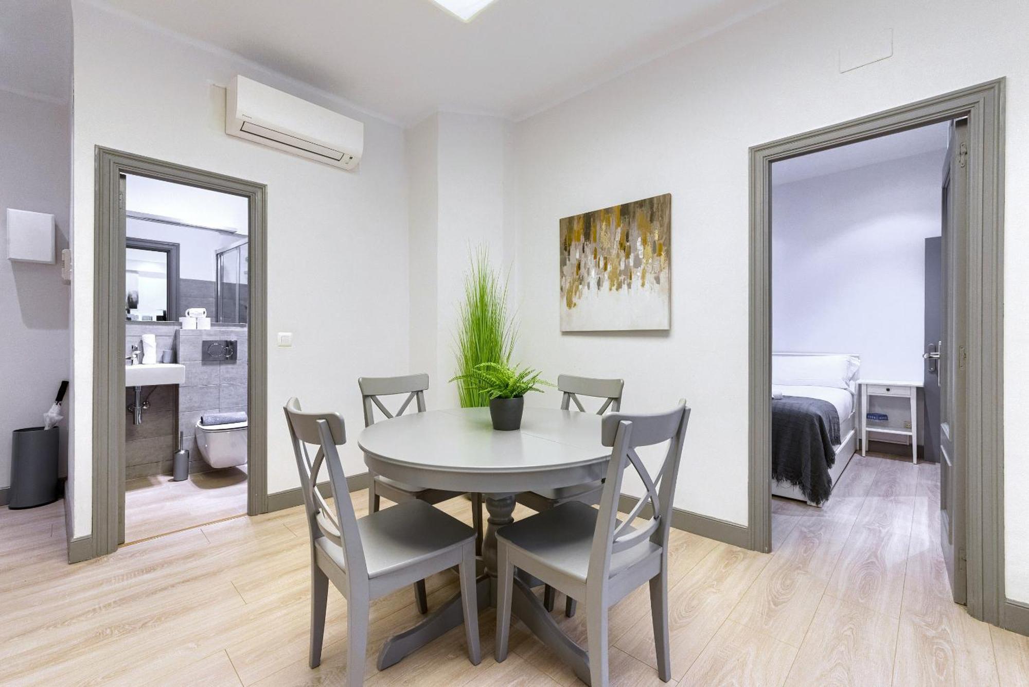Tristan Vivienda Turistica De Diseno Con Ac Apartment Bilbao Exterior photo