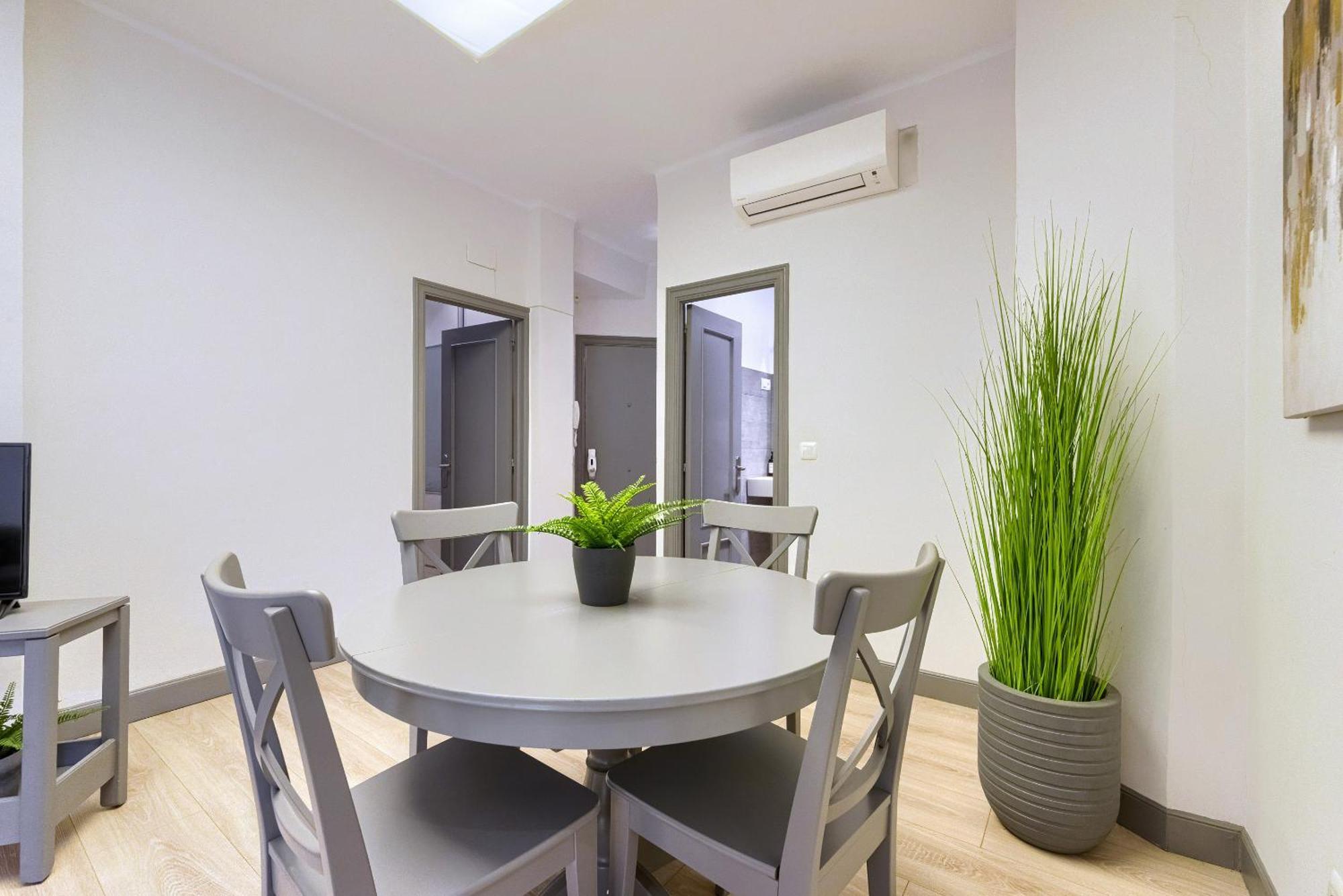 Tristan Vivienda Turistica De Diseno Con Ac Apartment Bilbao Exterior photo