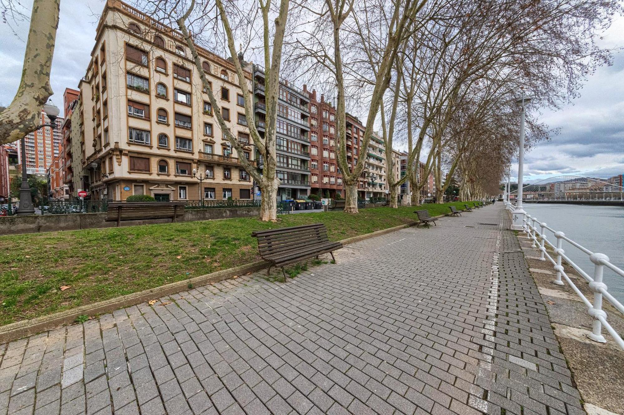 Tristan Vivienda Turistica De Diseno Con Ac Apartment Bilbao Exterior photo